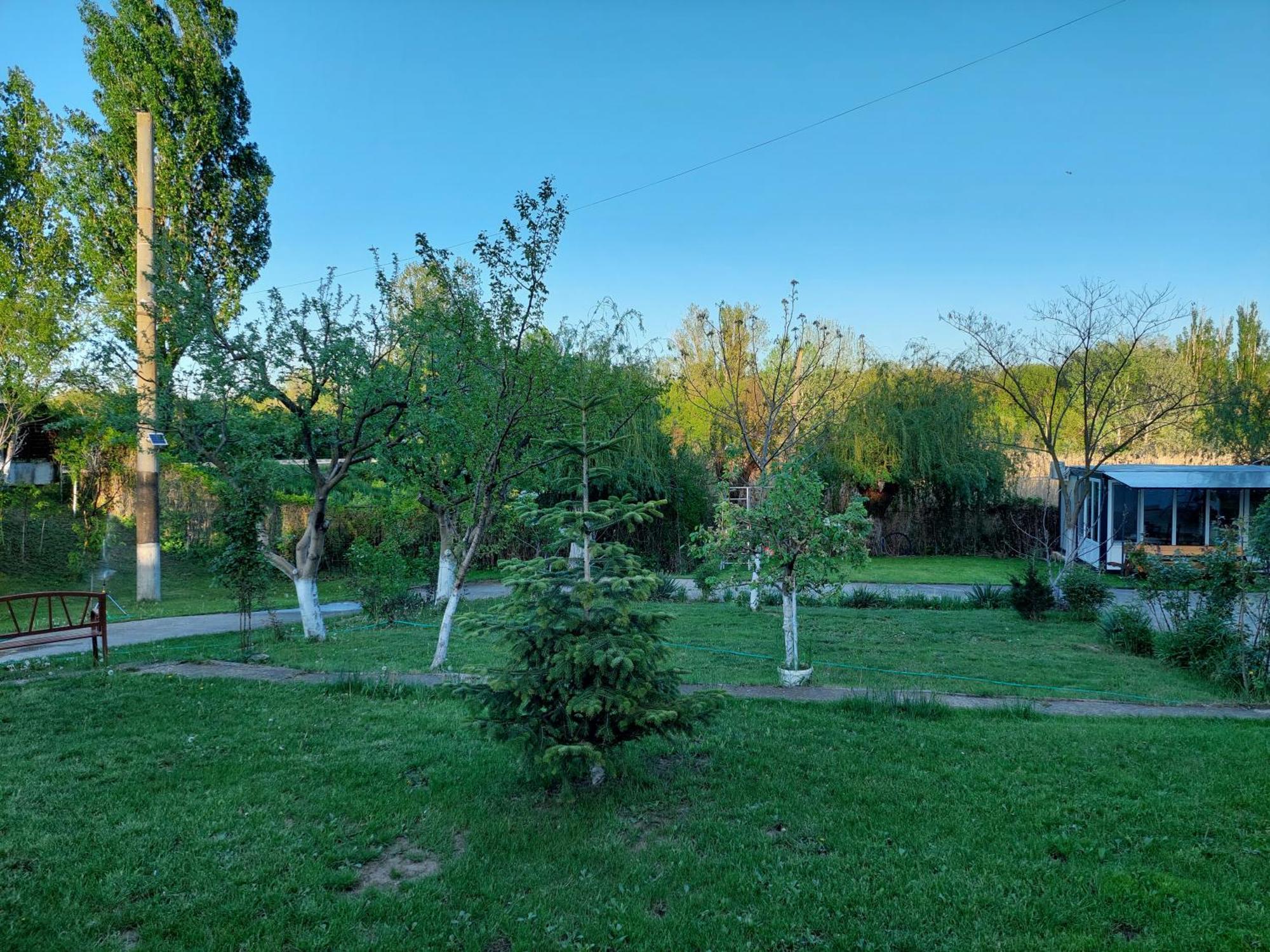 Vila De Pe Lac Амара Екстериор снимка