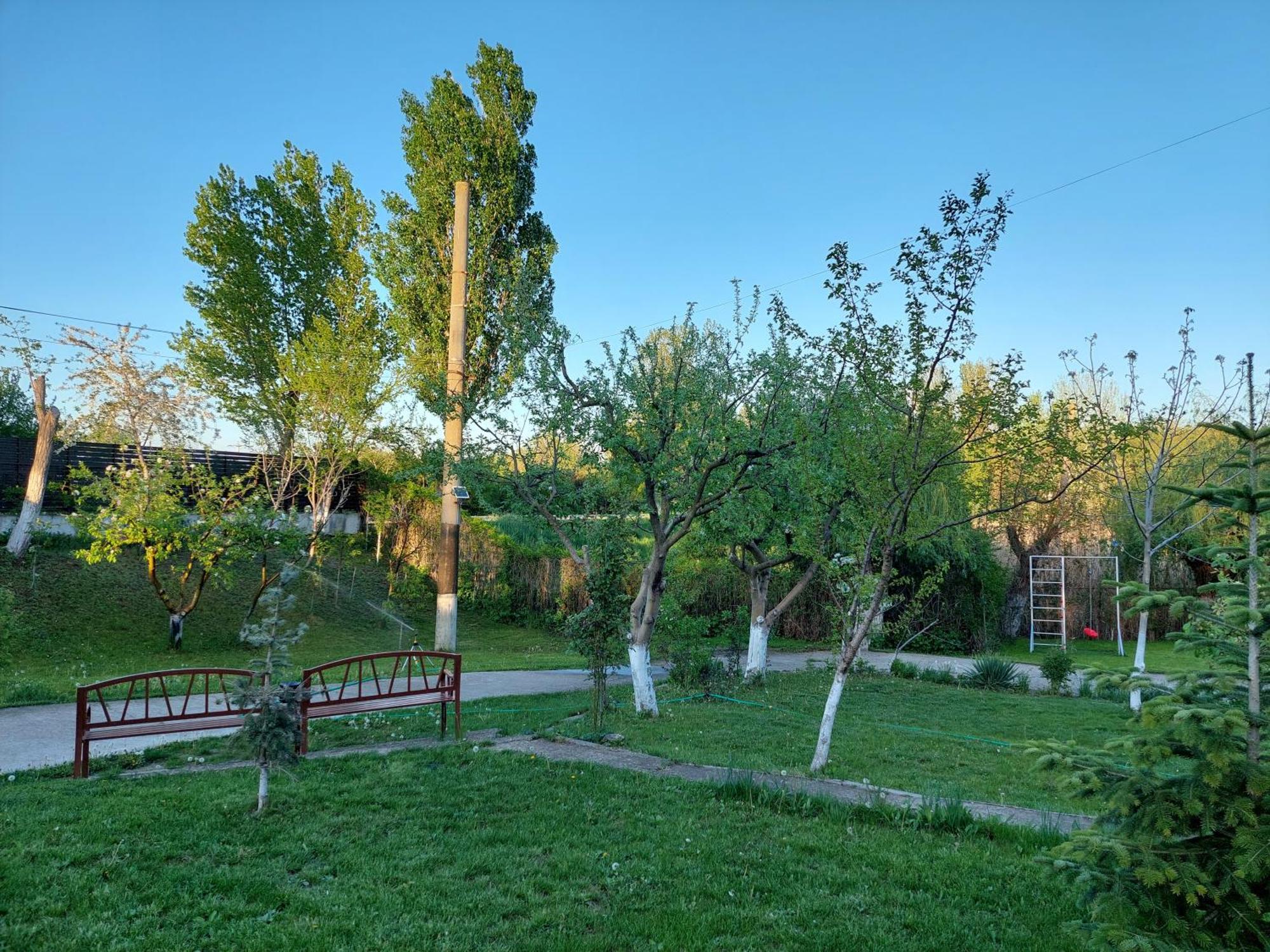 Vila De Pe Lac Амара Екстериор снимка
